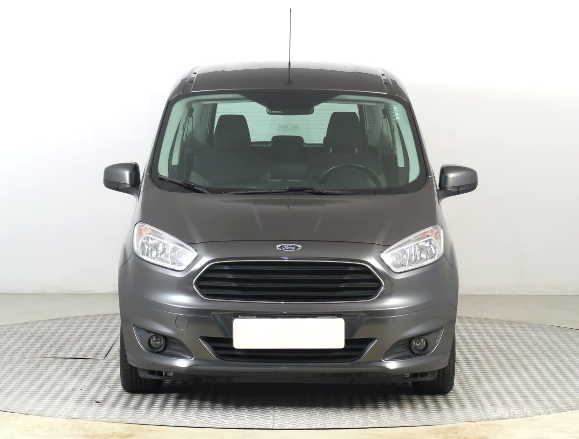 Ford Tourneo Courier, 2016 - pohled č. 2