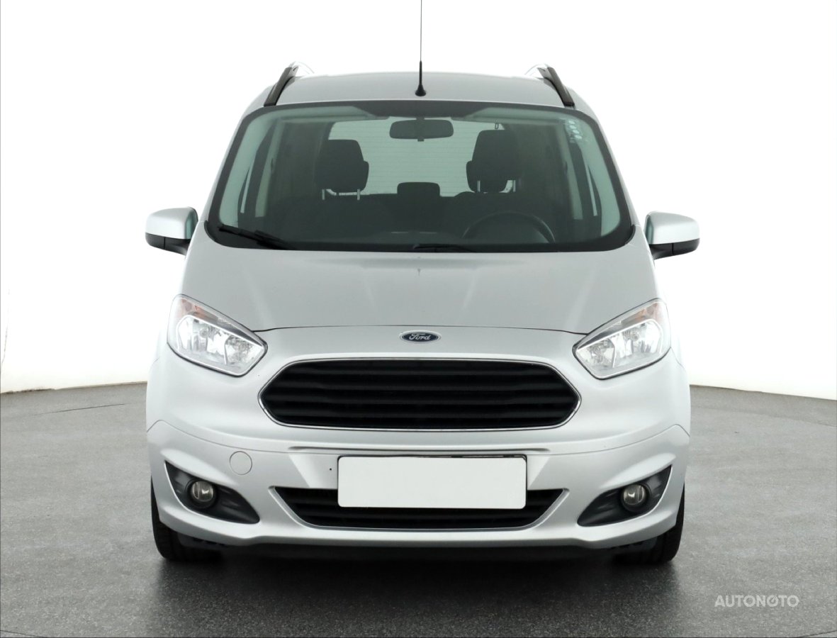 Ford Tourneo Courier, 2016 - pohled č. 2