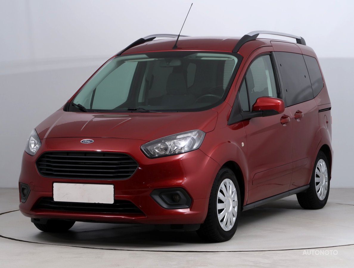 Ford Tourneo Courier, 2020 - pohled č. 3