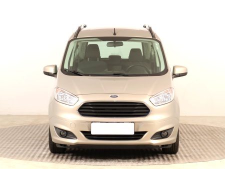 Ford Tourneo Courier, 2016 - pohled č. 2