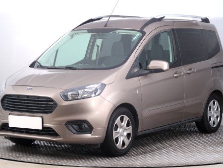 Ford Tourneo Courier, 2018 - pohled č. 3