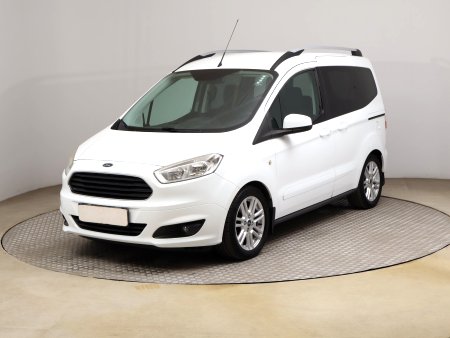 Ford Tourneo Courier, 2016 - pohled č. 3
