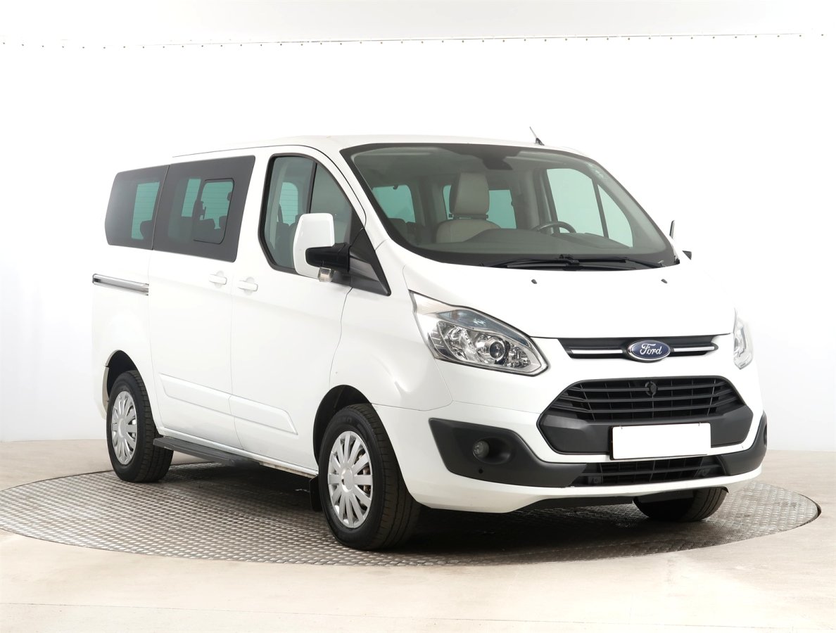 Ford Tourneo Custom, 2013 - celkový pohled