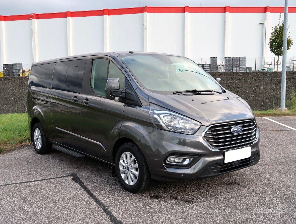 Ford Tourneo Custom, 2019 - celkový pohled