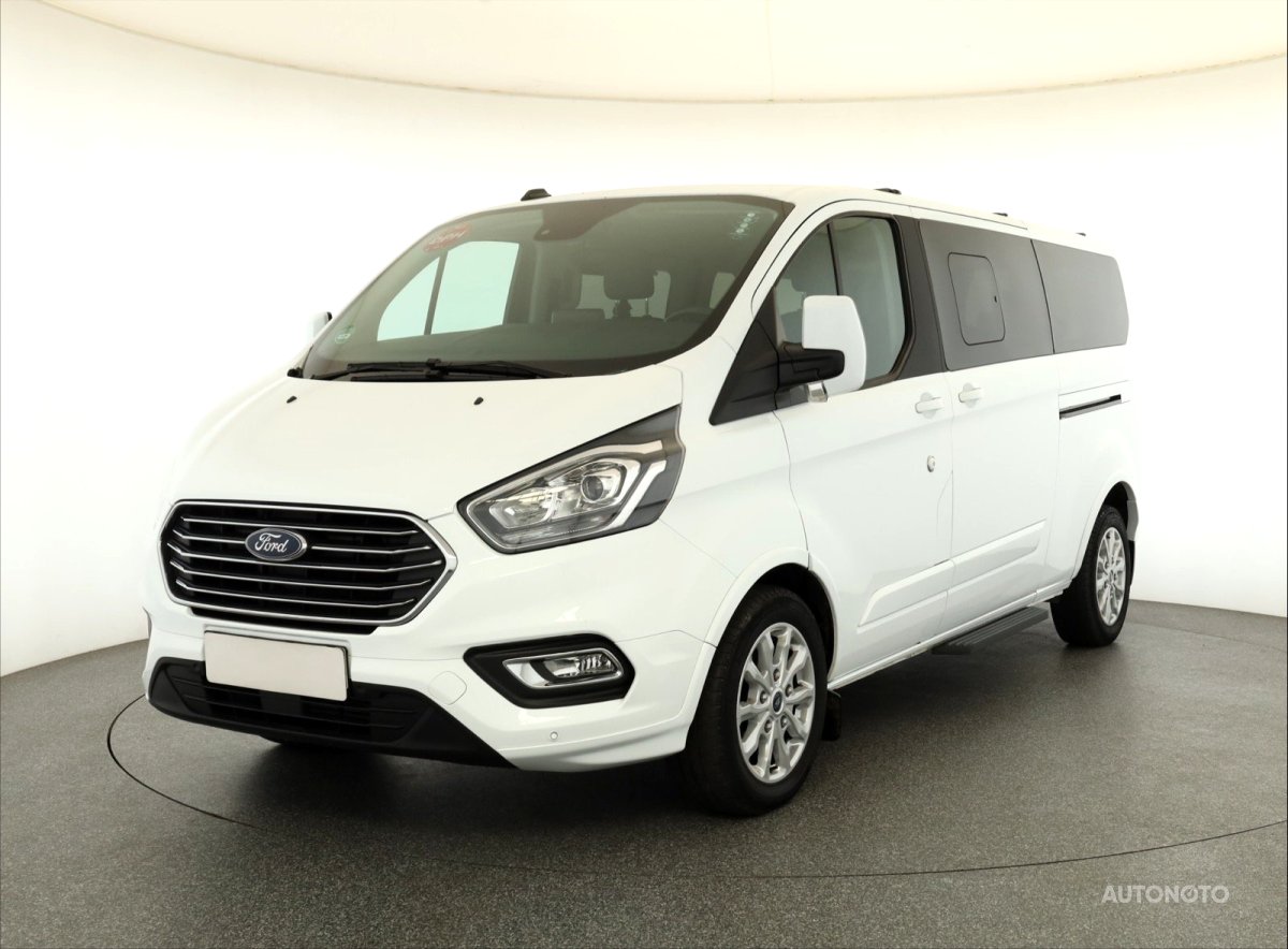 Ford Tourneo Custom, 2021 - pohled č. 3