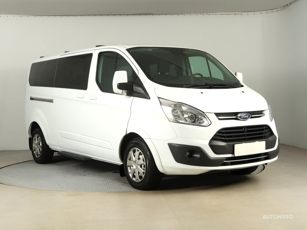 Ford Tourneo Custom, 2017 - celkový pohled