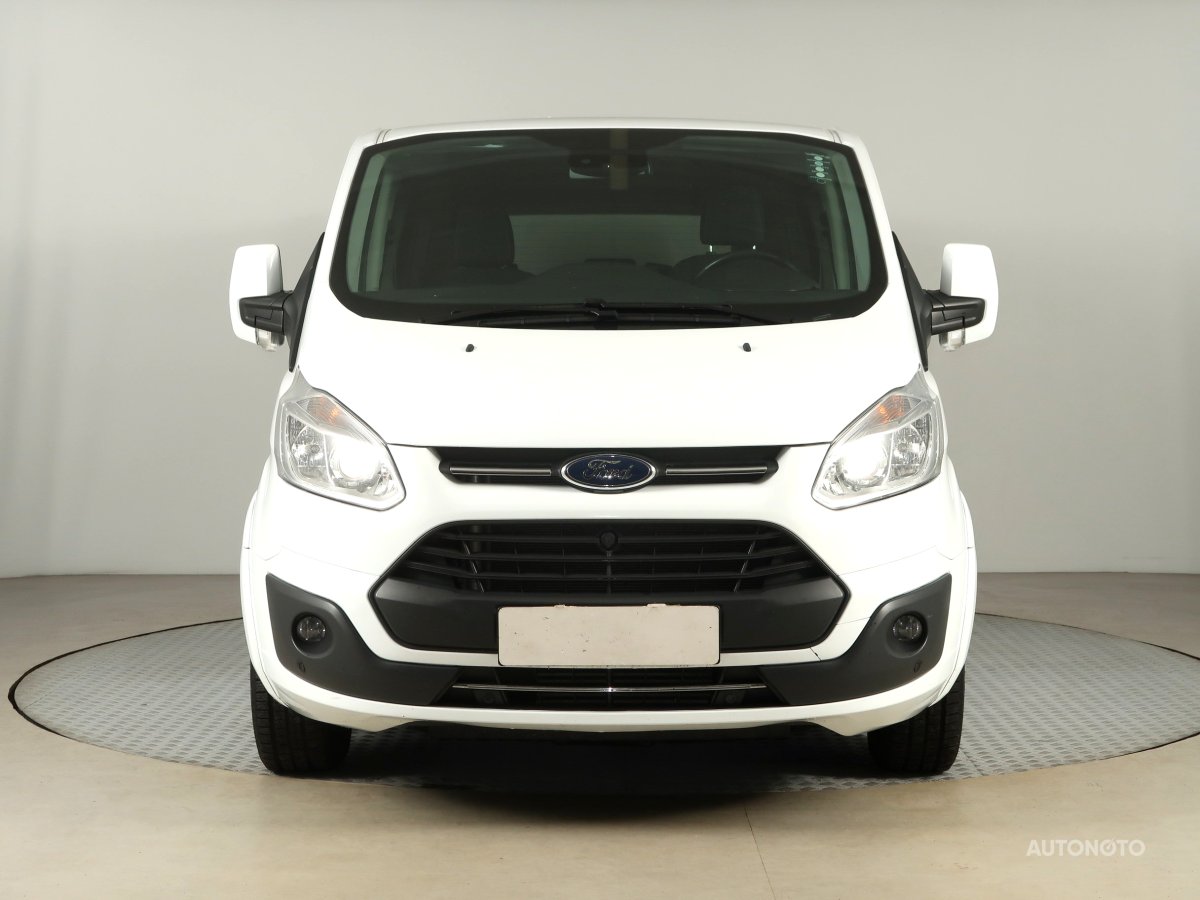 Ford Tourneo Custom, 2017 - pohled č. 2