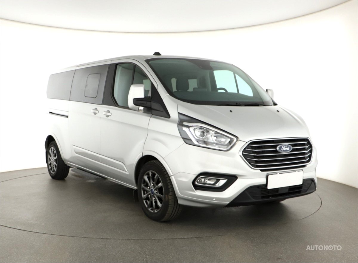 Ford Tourneo Custom, 2023 - celkový pohled