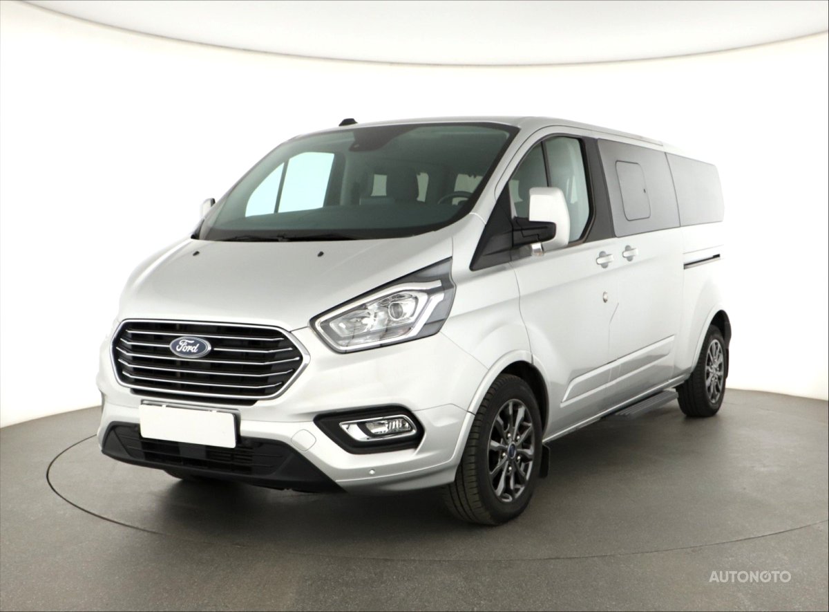 Ford Tourneo Custom, 2023 - pohled č. 3