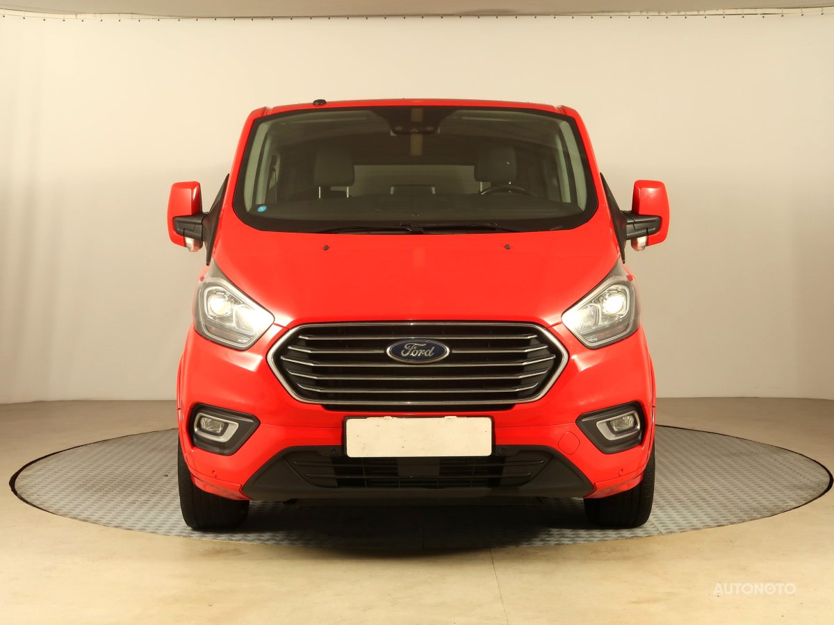 Ford Tourneo Custom, 2018 - pohled č. 2