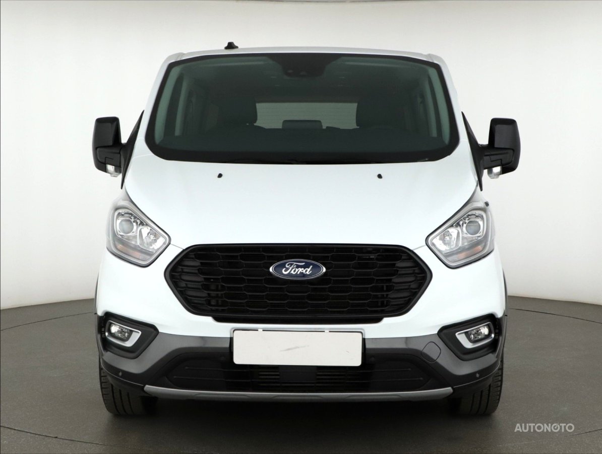Ford Tourneo Custom, 2023 - pohled č. 2