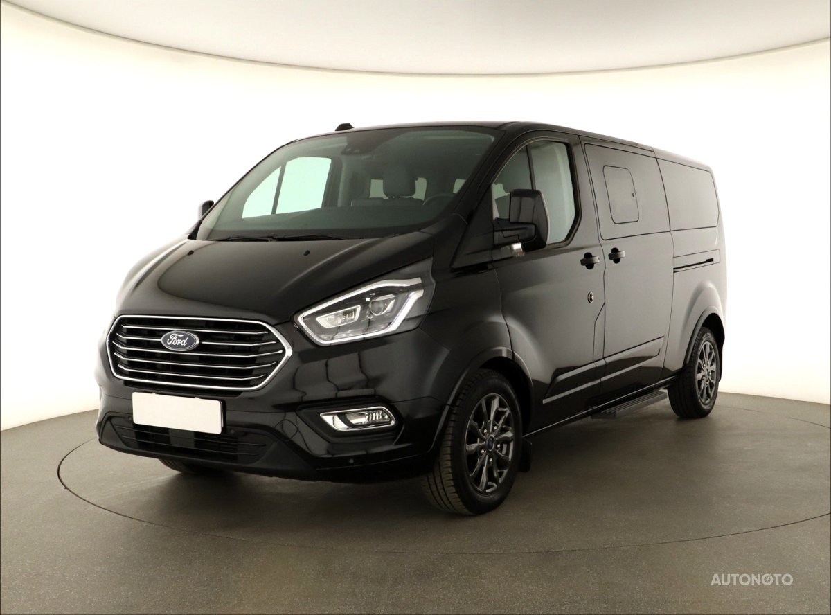 Ford Tourneo Custom, 2023 - pohled č. 3