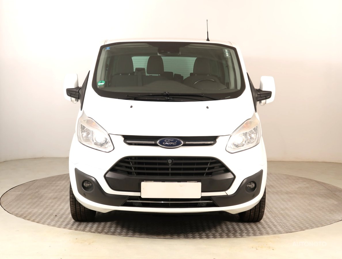 Ford Tourneo Custom, 2016 - pohled č. 2