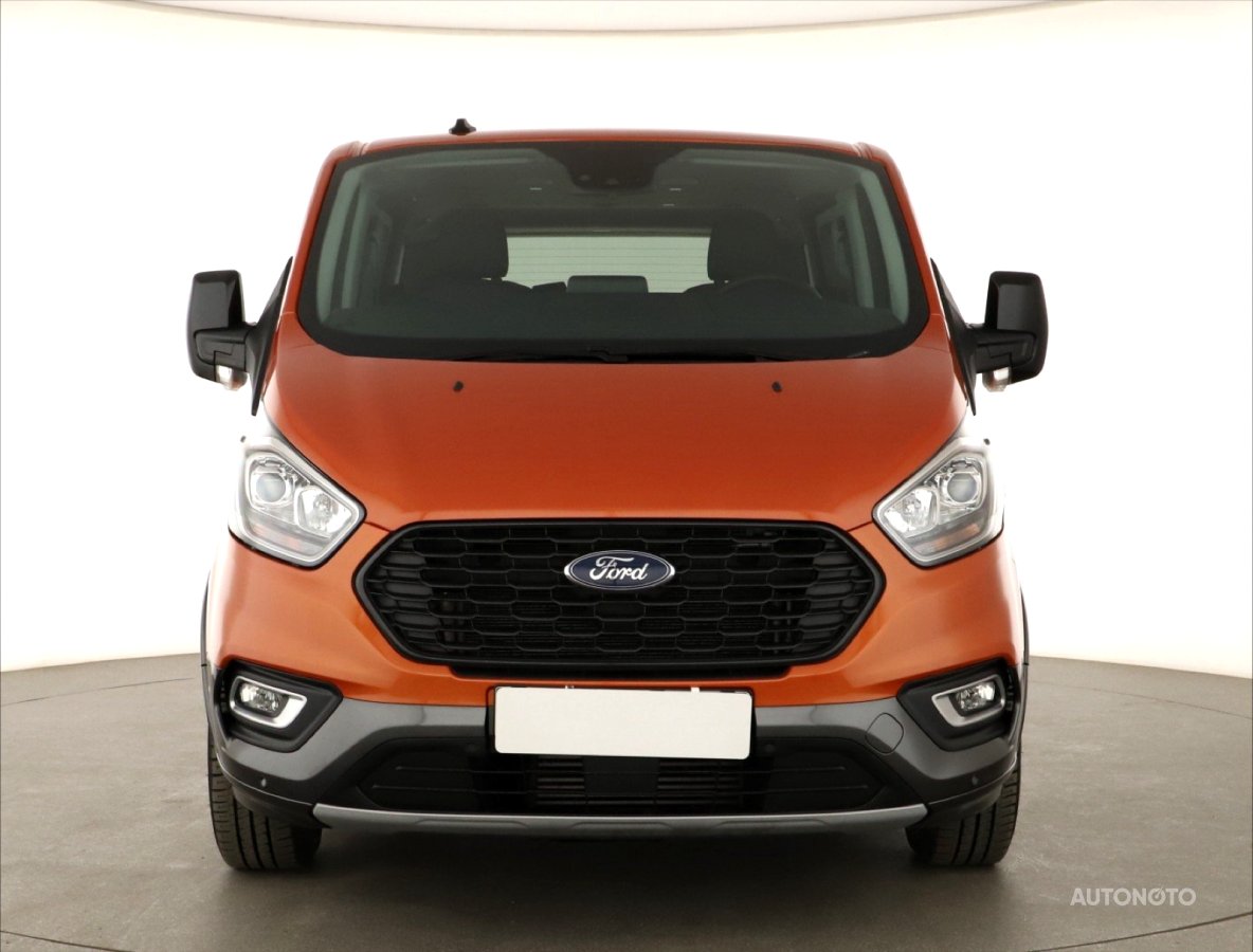 Ford Tourneo Custom, 2023 - pohled č. 2