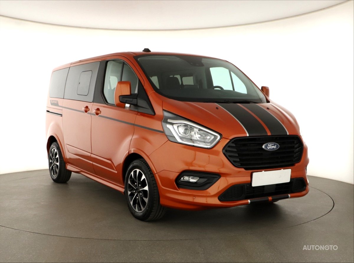 Ford Tourneo Custom, 2023 - celkový pohled