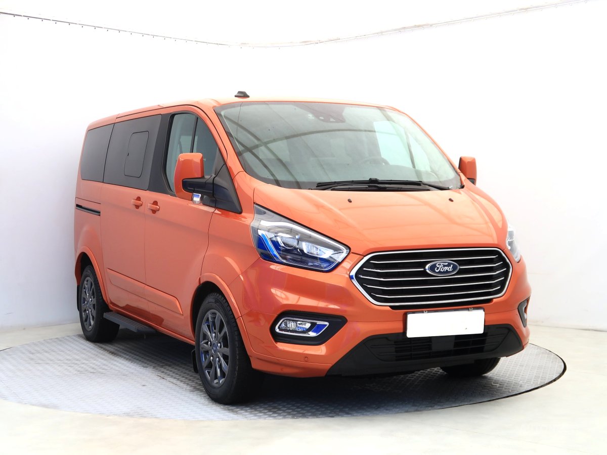 Ford Tourneo Custom, 2022 - celkový pohled