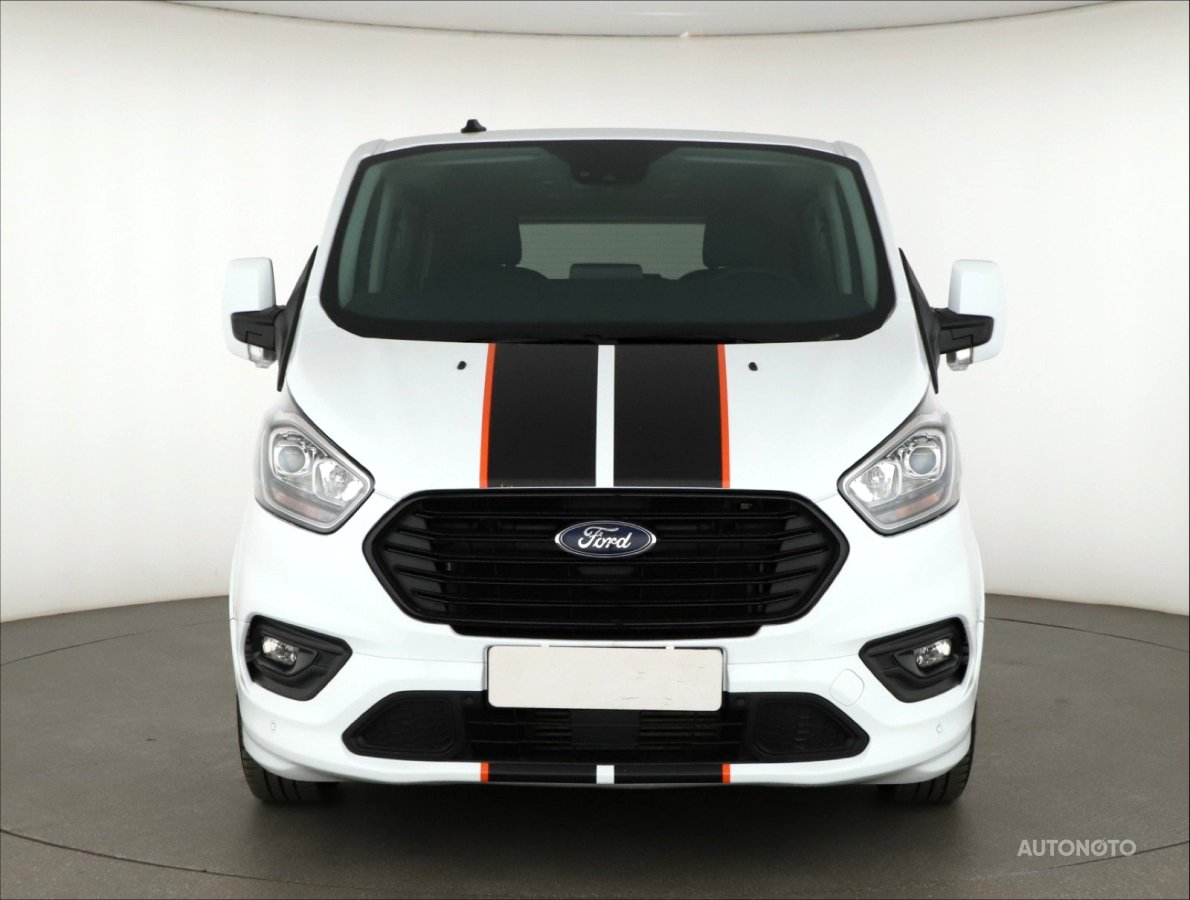 Ford Tourneo Custom, 2023 - pohled č. 2