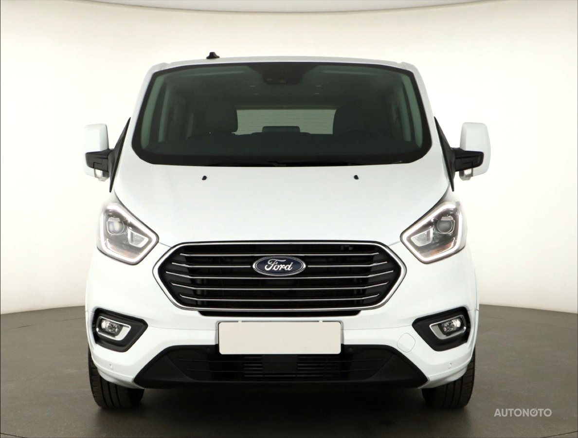 Ford Tourneo Custom, 2023 - pohled č. 2