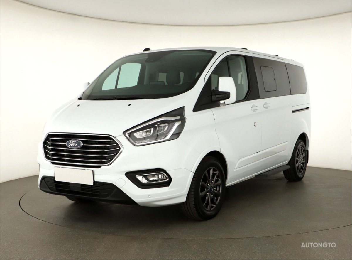 Ford Tourneo Custom, 2023 - pohled č. 3