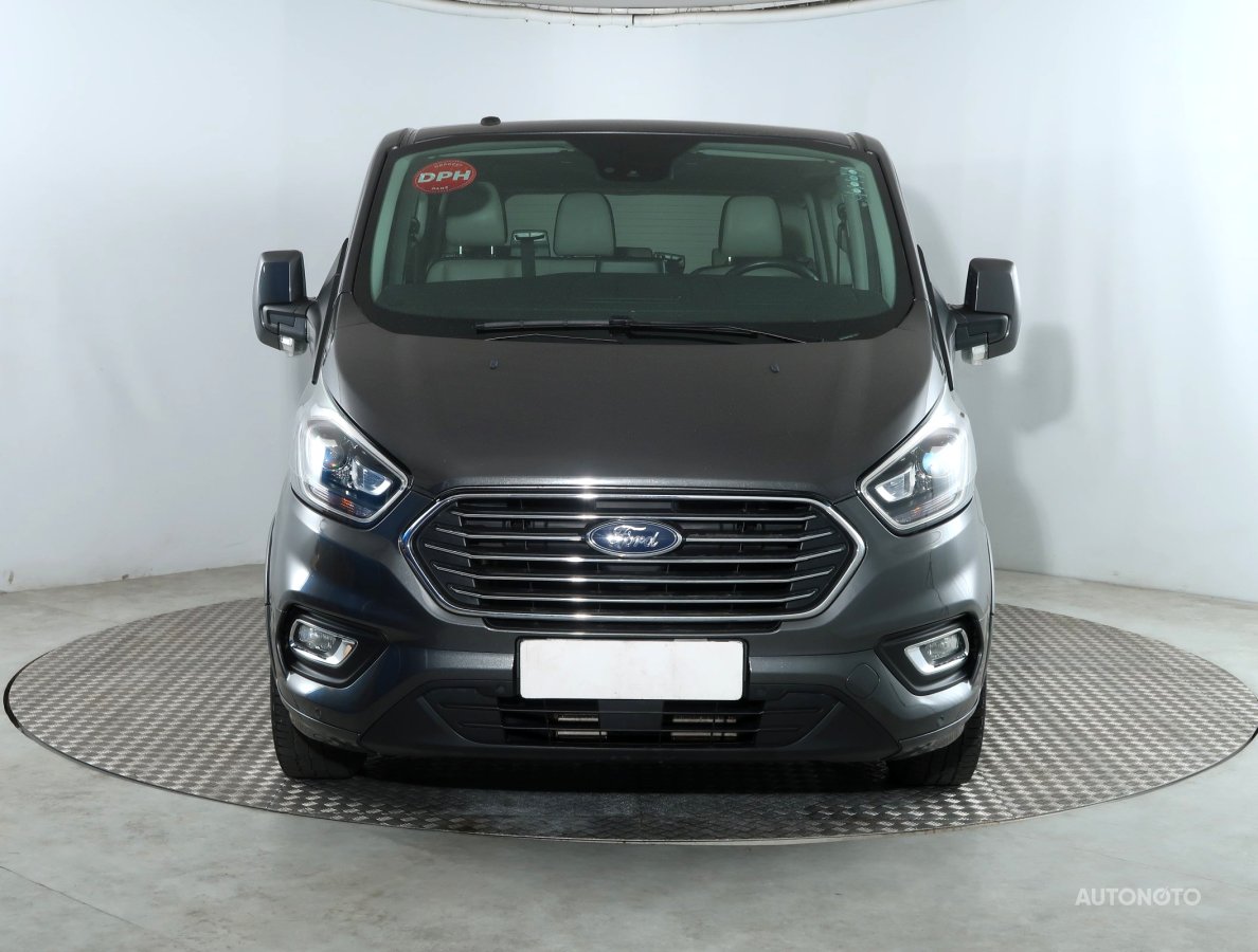 Ford Tourneo Custom, 2019 - pohled č. 2