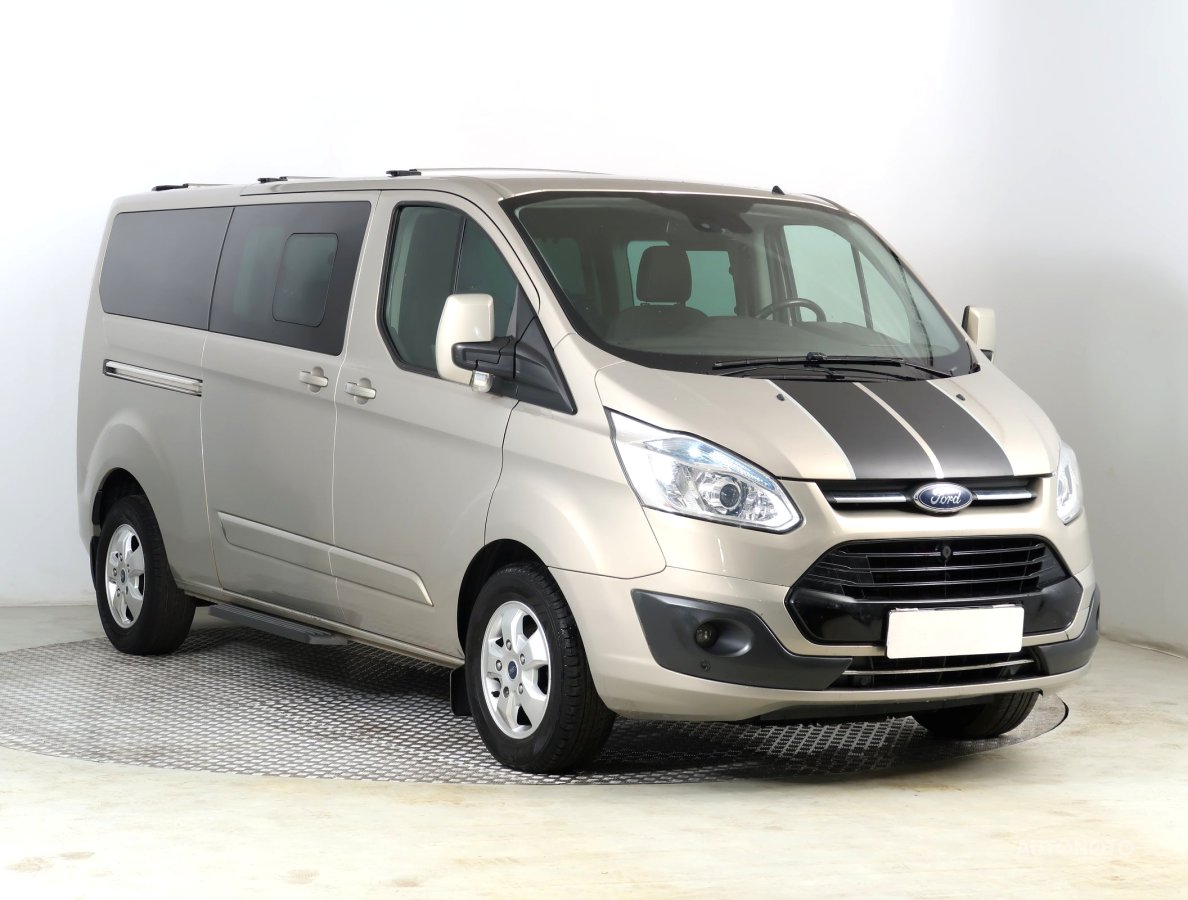 Ford Tourneo Custom, 2016 - pohled č. 1