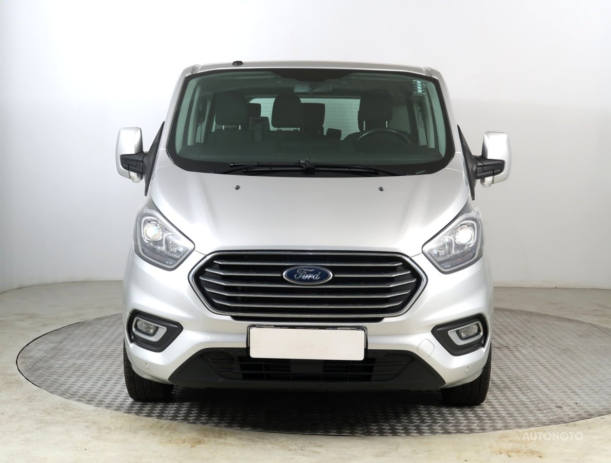 Ford Tourneo Custom, 2019 - pohled č. 2