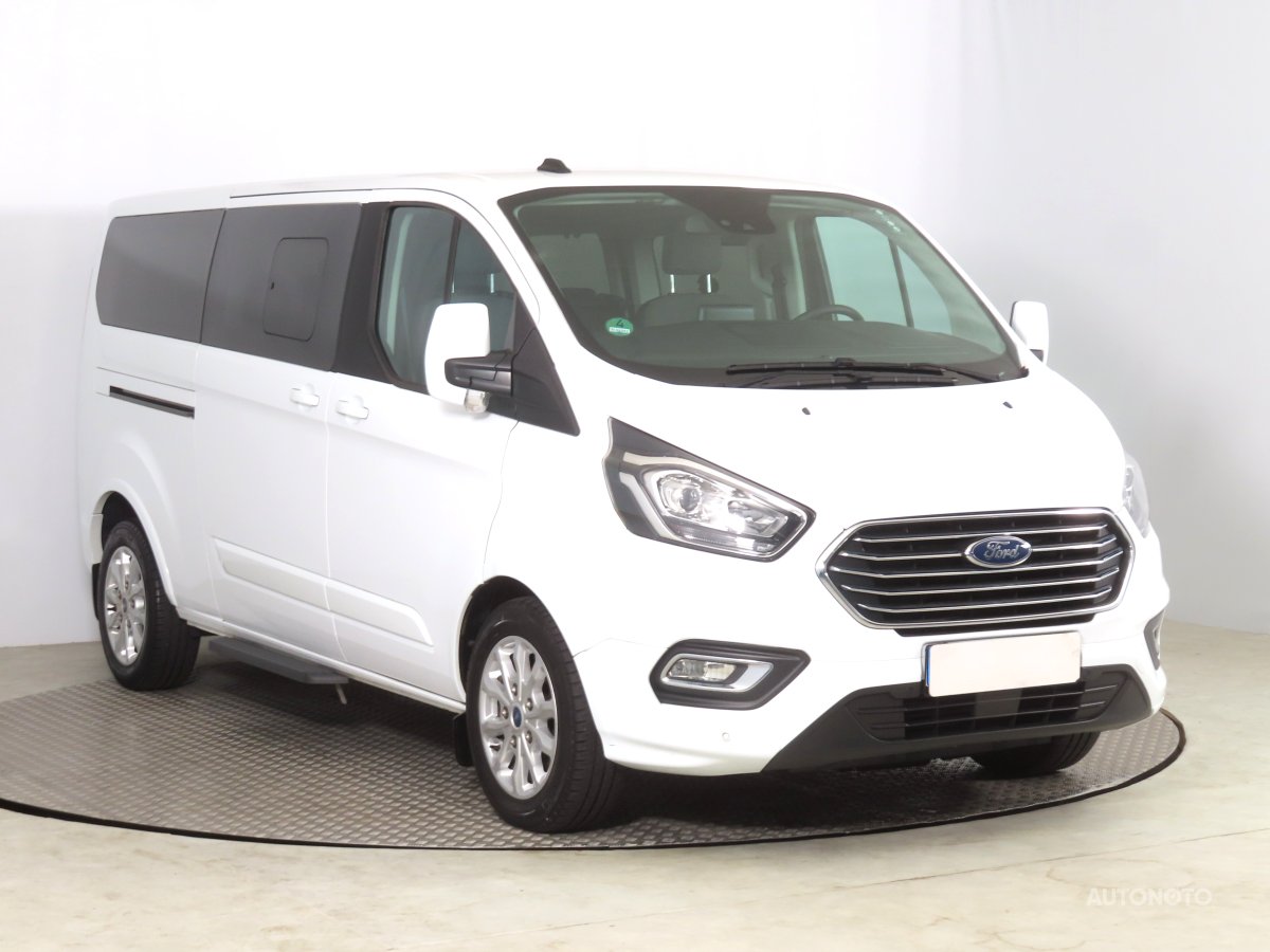 Ford Tourneo Custom, 2021 - celkový pohled