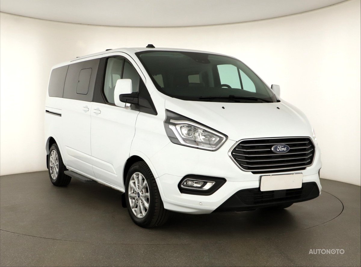 Ford Tourneo Custom, 2023 - celkový pohled