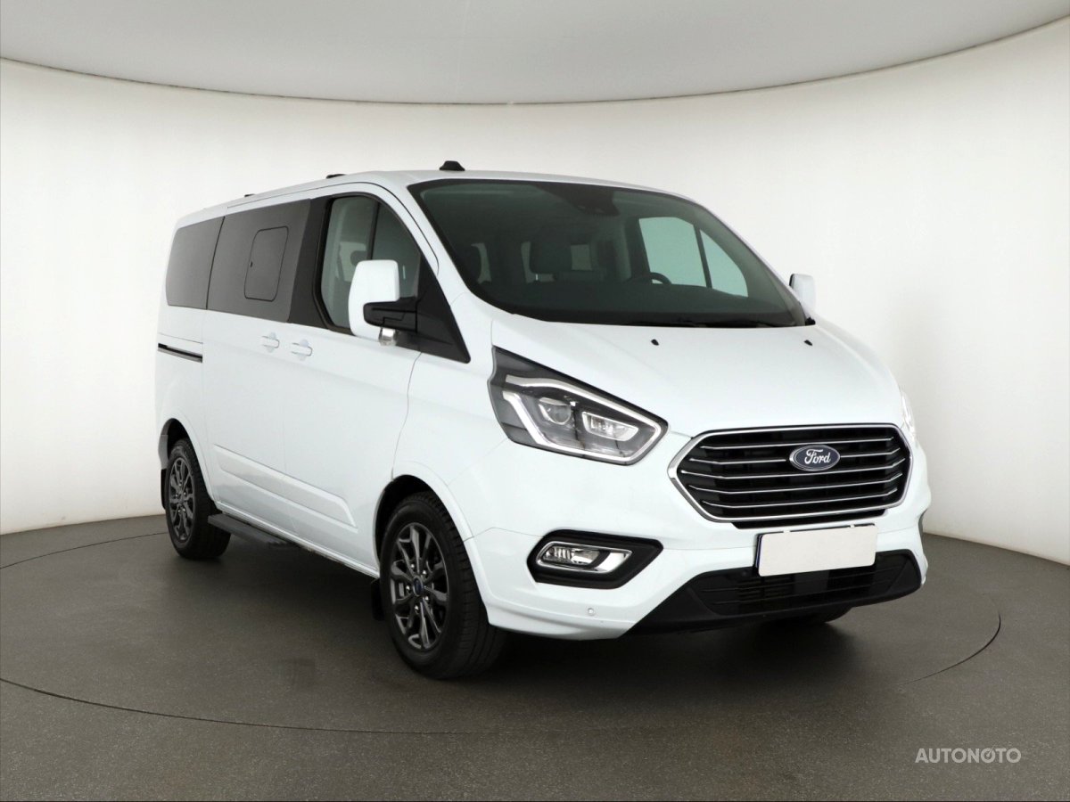 Ford Tourneo Custom, 2023 - celkový pohled