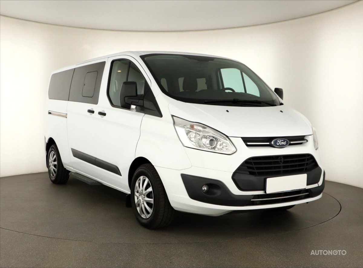 Ford Tourneo Custom, 2017 - celkový pohled