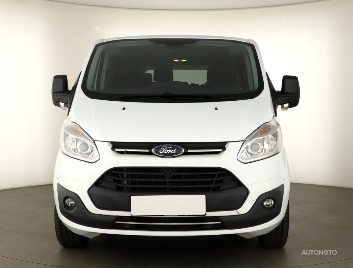 Ford Tourneo Custom, 2017 - pohled č. 2