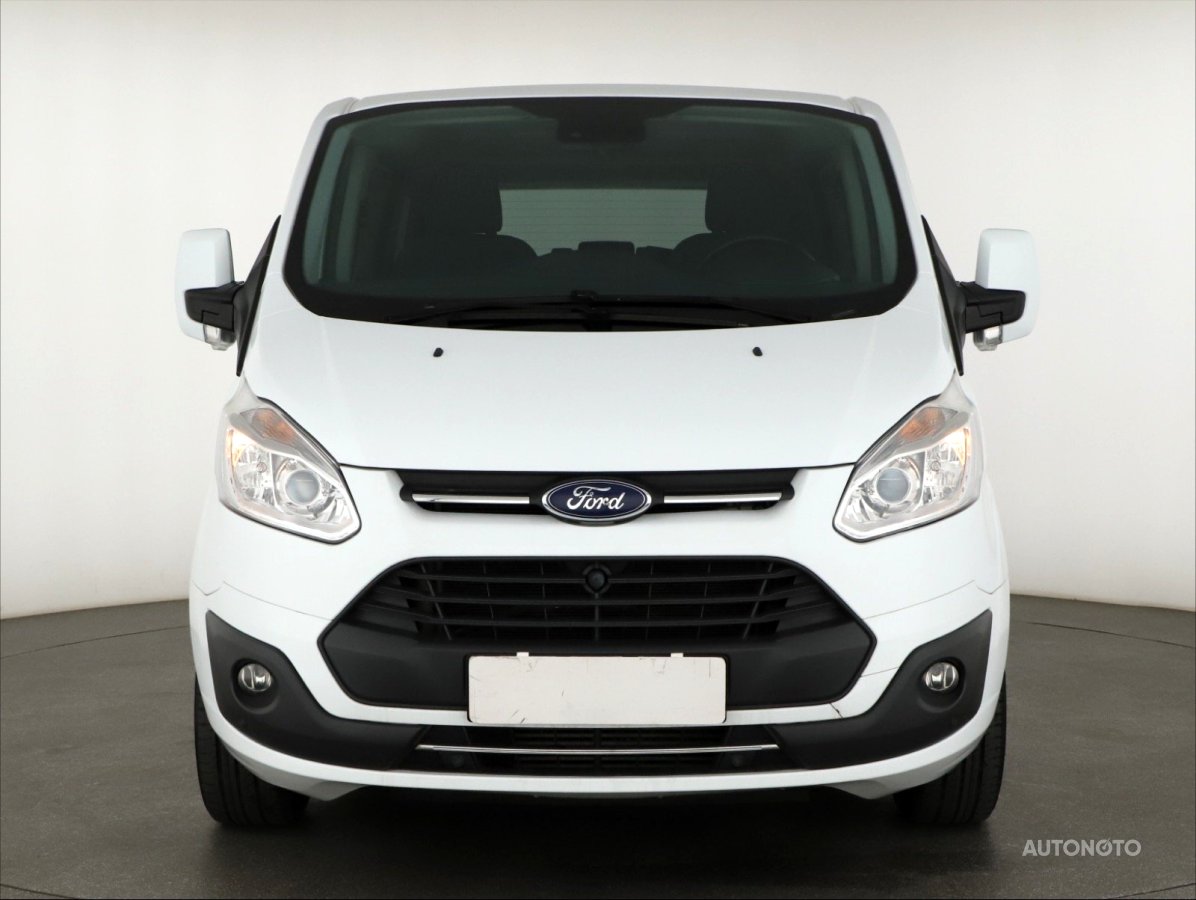 Ford Tourneo Custom, 2017 - pohled č. 2