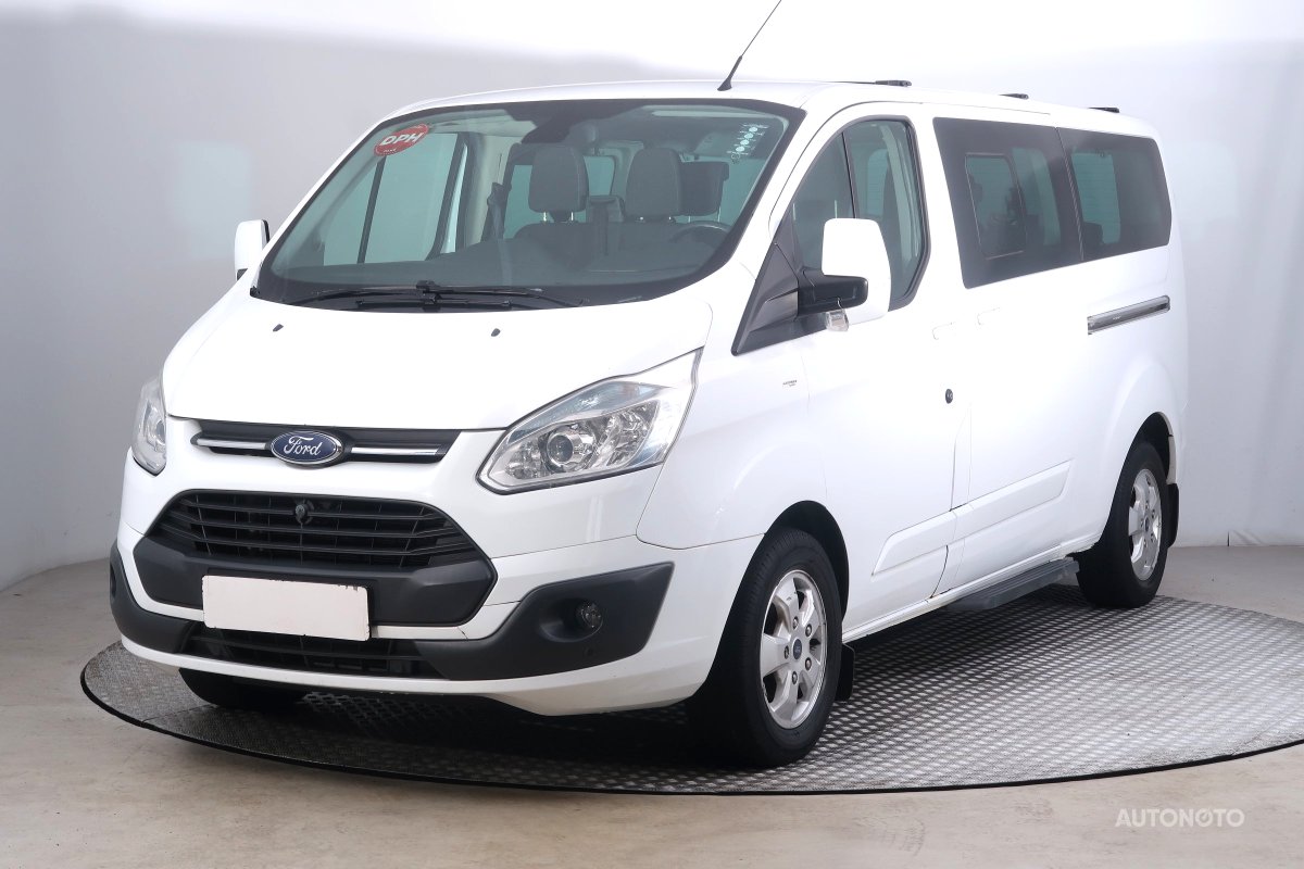 Ford Tourneo Custom, 2015 - pohled č. 3