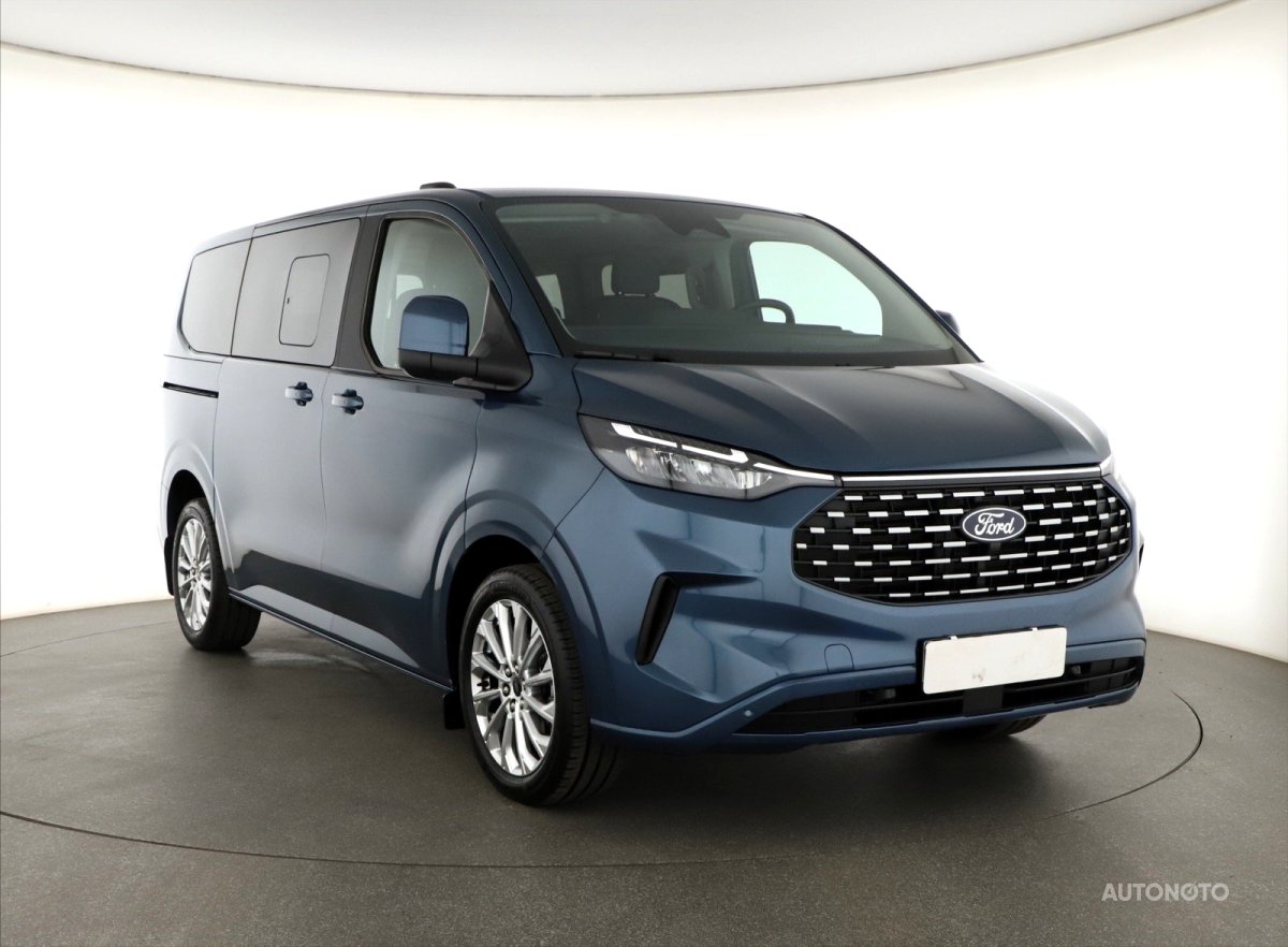 Ford Tourneo Custom, 2024 - celkový pohled