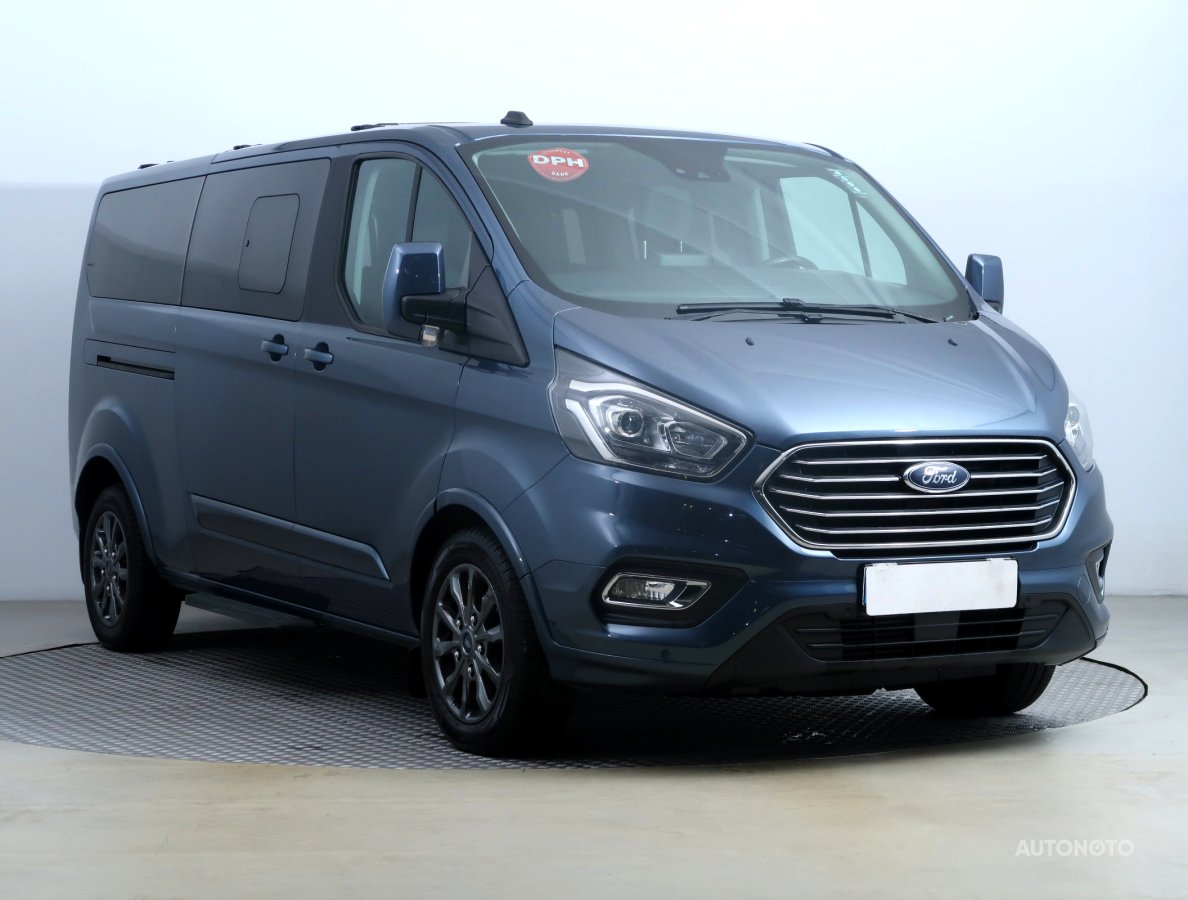 Ford Tourneo Custom, 2021 - celkový pohled