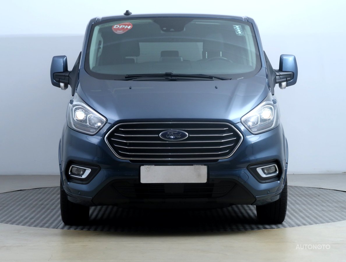 Ford Tourneo Custom, 2021 - pohled č. 2