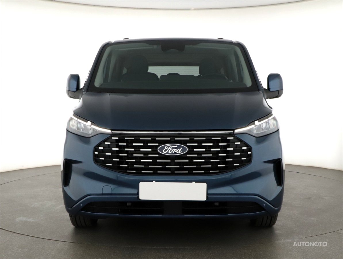 Ford Tourneo Custom, 2024 - pohled č. 2