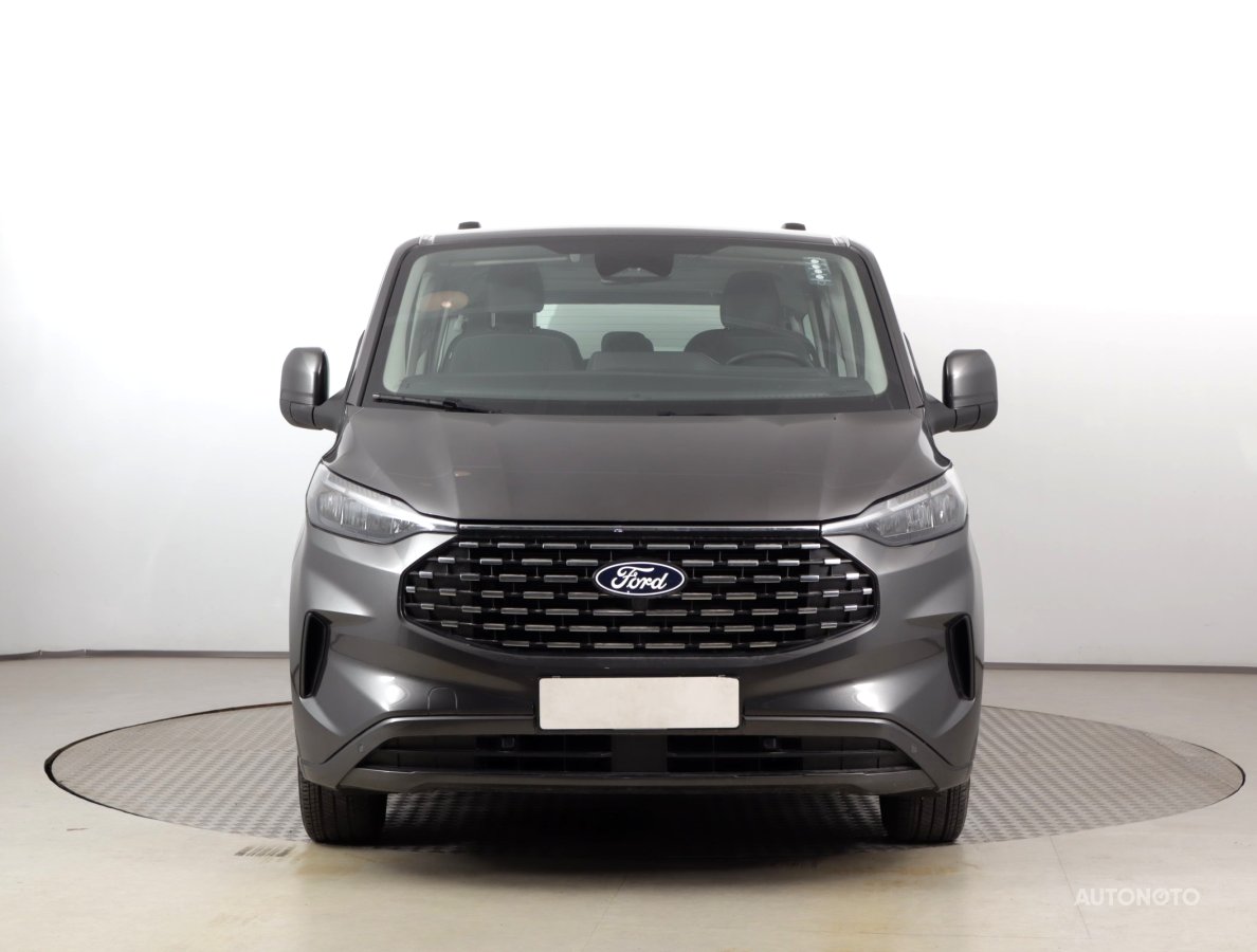 Ford Tourneo Custom, 2024 - pohled č. 2