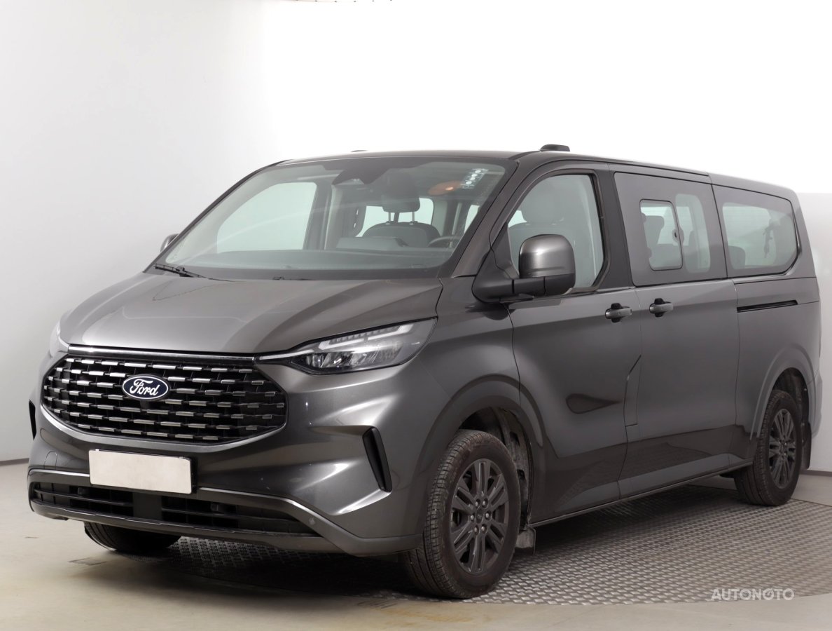Ford Tourneo Custom, 2024 - pohled č. 3