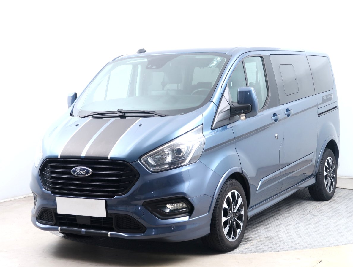 Ford Tourneo Custom, 2021 - pohled č. 3