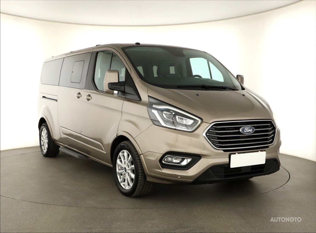Ford Tourneo Custom, 2018 - celkový pohled