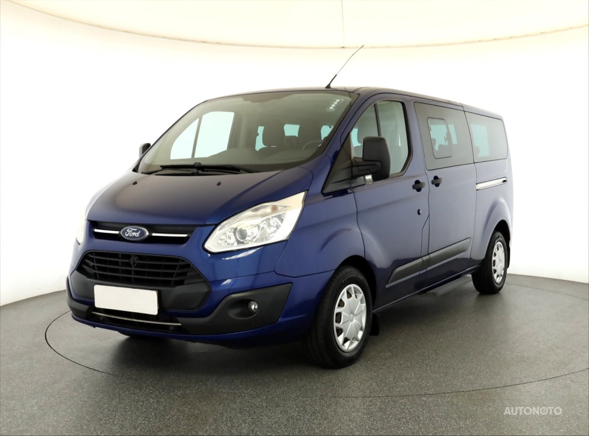 Ford Tourneo Custom, 2016 - pohled č. 3