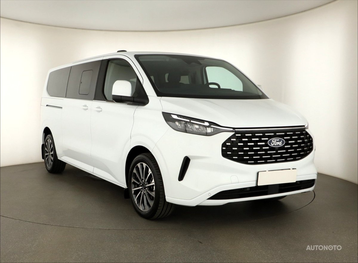 Ford Tourneo Custom, 2025 - celkový pohled