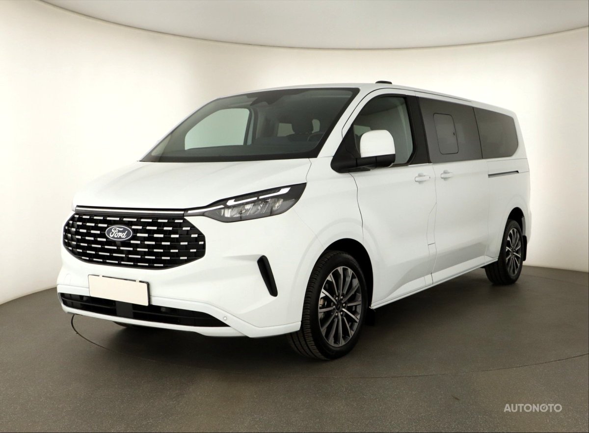 Ford Tourneo Custom, 2025 - pohled č. 3