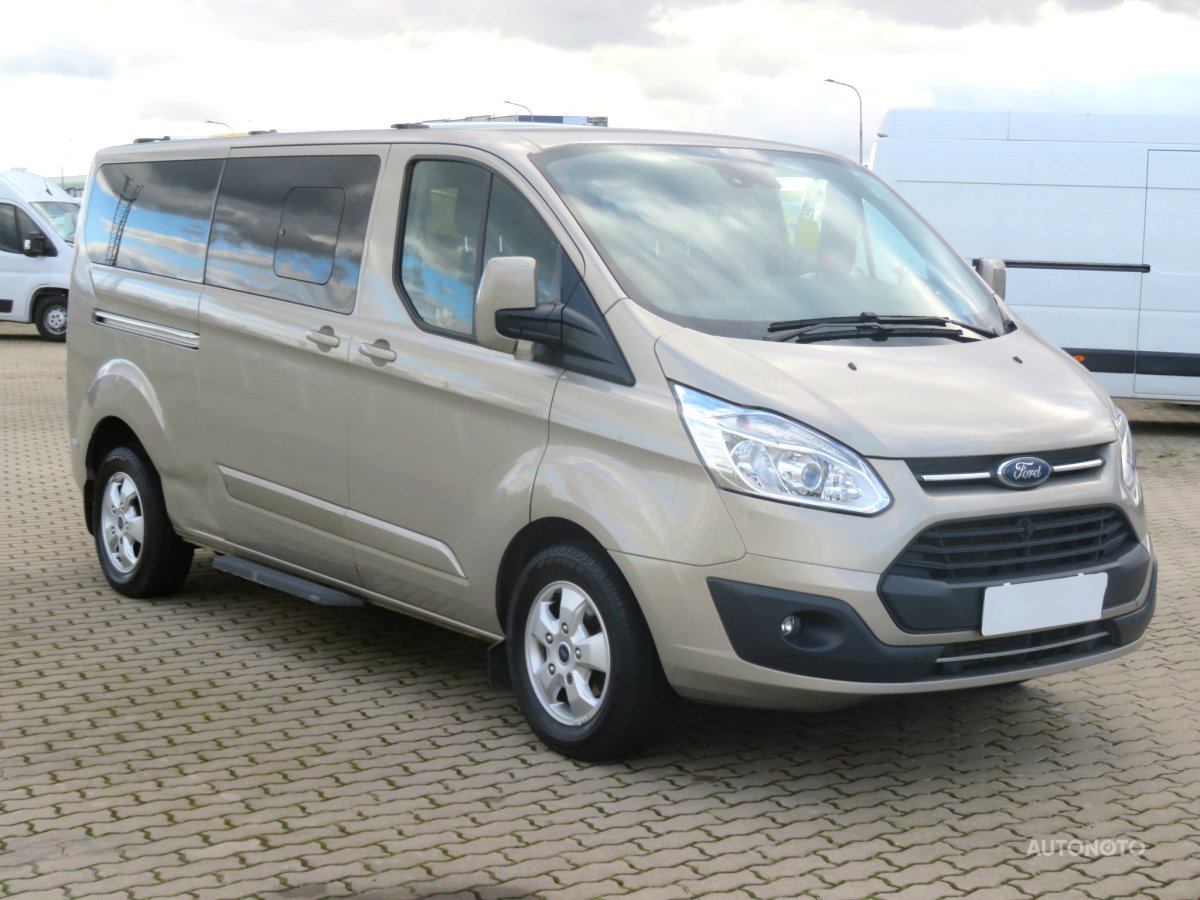 Ford Tourneo Custom, 2017 - celkový pohled