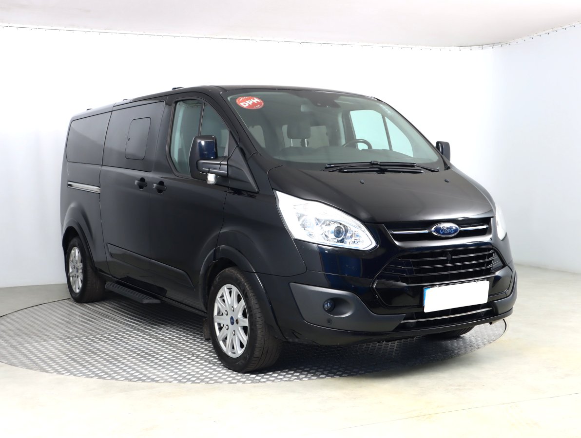 Ford Tourneo Custom, 2017 - celkový pohled