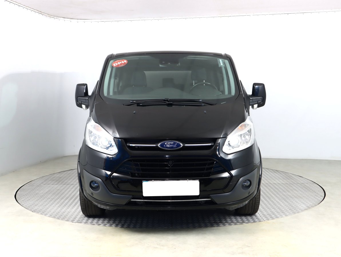 Ford Tourneo Custom, 2017 - pohled č. 2