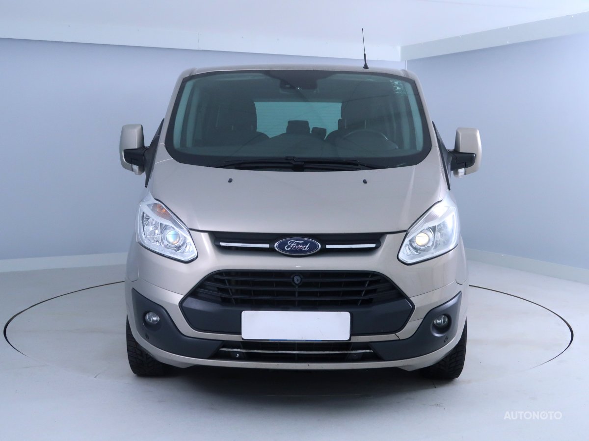 Ford Tourneo Custom, 2016 - pohled č. 2