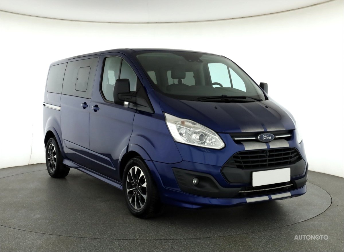 Ford Tourneo Custom, 2017 - celkový pohled
