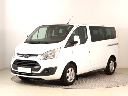 Ford Tourneo Custom, 2016 - pohled č. 3